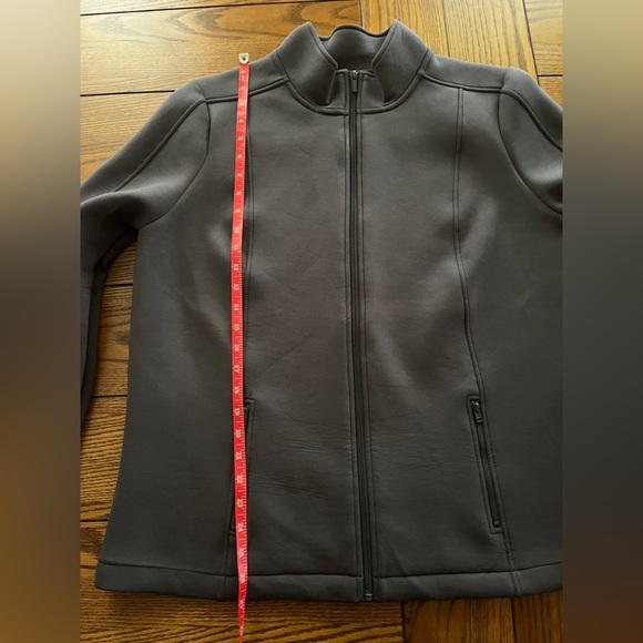 Scuba fabric athleisure jacket - Picture 4 of 7